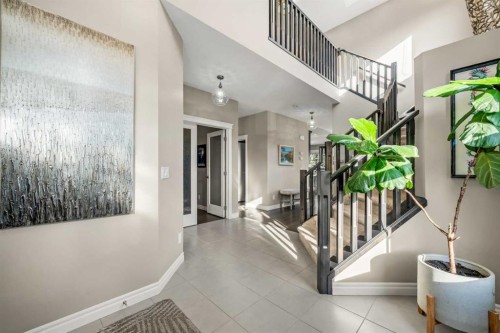 86 Legacy Green Se, Calgary, AB - Indoor Photo Showing Other Room