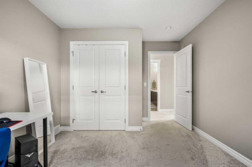 86 Legacy Green Se, Calgary, AB - Indoor