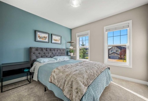 86 Legacy Green Se, Calgary, AB - Indoor Photo Showing Bedroom