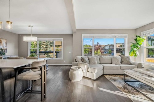 86 Legacy Green Se, Calgary, AB - Indoor Photo Showing Living Room