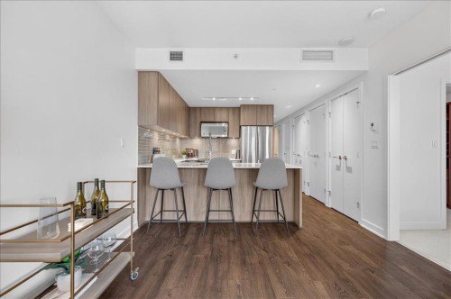 414-626 14 Avenue Sw, Calgary, AB - Indoor Photo Showing Other Room