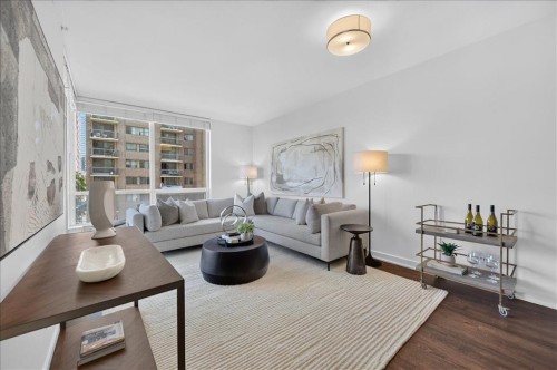 414-626 14 Avenue Sw, Calgary, AB - Indoor Photo Showing Living Room