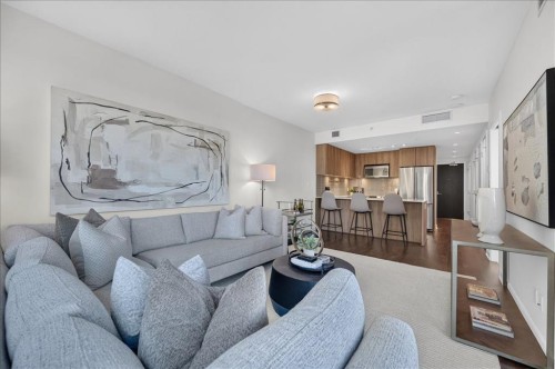 414-626 14 Avenue Sw, Calgary, AB - Indoor Photo Showing Living Room