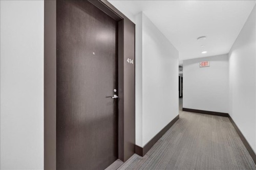 414-626 14 Avenue Sw, Calgary, AB - Indoor Photo Showing Other Room
