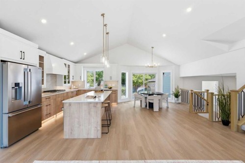 3375 Breton Close Nw, Calgary, AB - Indoor Photo Showing Kitchen With Upgraded Kitchen