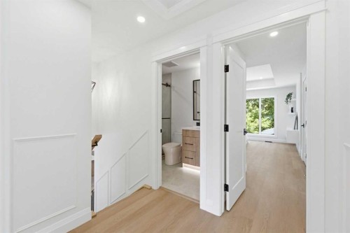 3375 Breton Close Nw, Calgary, AB - Indoor Photo Showing Other Room