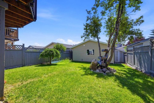 119 Bridlewood Common Sw, Calgary, AB - Outdoor
