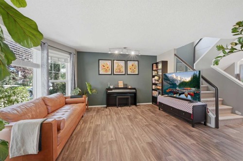 119 Bridlewood Common Sw, Calgary, AB - Indoor
