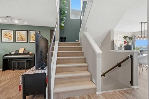 119 Bridlewood Common Sw, Calgary, AB - Indoor Photo Showing Other Room