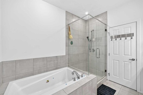 188 Carrington Crescent Nw, Calgary, AB - Indoor Photo Showing Bathroom