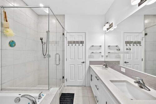 188 Carrington Crescent Nw, Calgary, AB - Indoor Photo Showing Bathroom