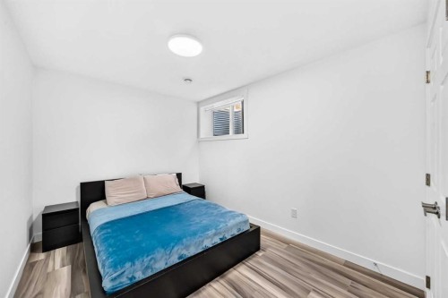 188 Carrington Crescent Nw, Calgary, AB - Indoor Photo Showing Bedroom