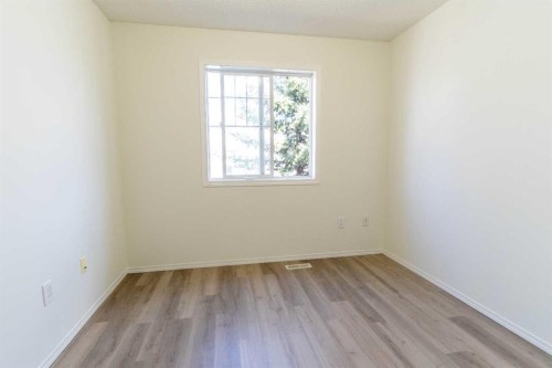 157 Country Village Manor Ne, Calgary, AB - Indoor Photo Showing Other Room