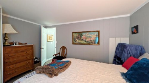 33-5853 4 Street West, Claresholm, AB 