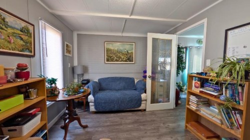 33-5853 4 Street West, Claresholm, AB 