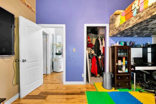 6 Tipton Place Nw, Calgary, AB - Indoor