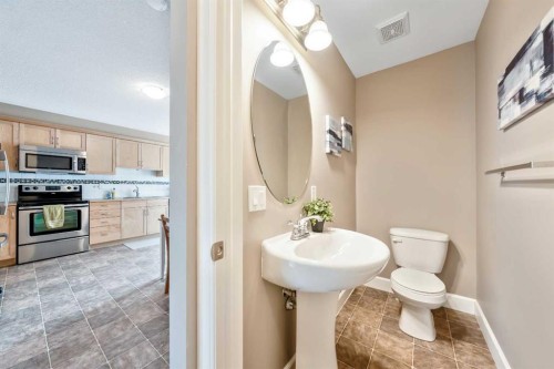 1333 Windstone Road Sw, Airdrie, AB - Indoor Photo Showing Bathroom