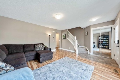 1333 Windstone Road Sw, Airdrie, AB - Indoor Photo Showing Living Room