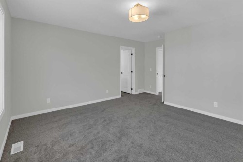 172 Starling Place Nw, Calgary, AB - Indoor Photo Showing Other Room