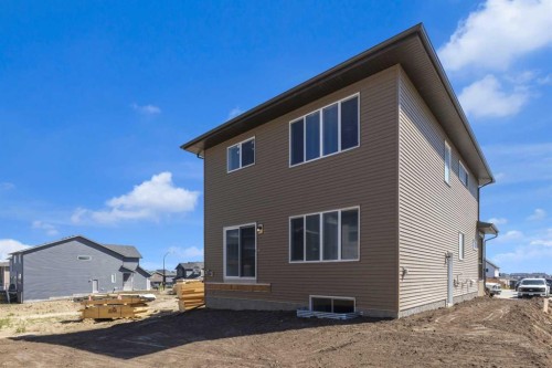 172 Starling Place Nw, Calgary, AB - Outdoor With Exterior