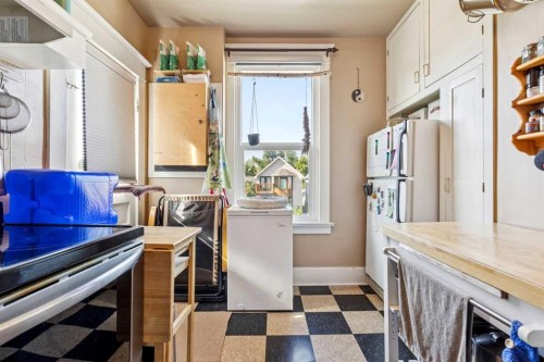 831 4A Street Ne, Calgary, AB - Indoor