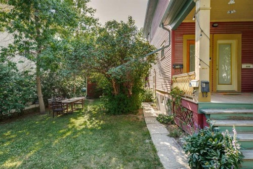 831 4A Street Ne, Calgary, AB - Outdoor