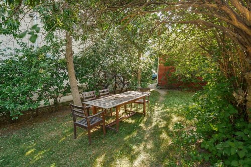 831 4A Street Ne, Calgary, AB - Outdoor