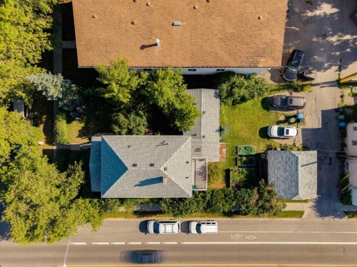 831 4A Street Ne, Calgary, AB - Outdoor