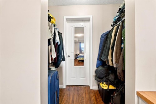 413-7210 80 Avenue Ne, Calgary, AB - Indoor With Storage