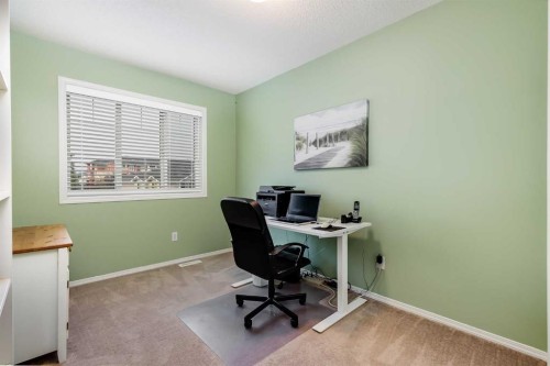 17 Country Village Circle Ne, Calgary, AB - Indoor Photo Showing Office