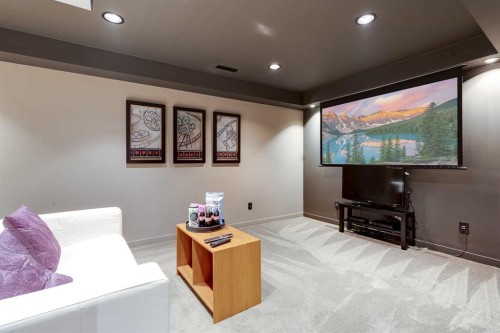 17 Country Village Circle Ne, Calgary, AB - Indoor