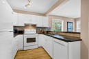 17 Country Village Circle Ne, Calgary, AB  - Indoor Photo Showing Kitchen With Double Sink 
