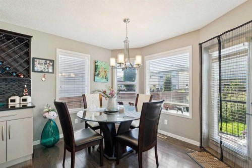 768 New Brighton Drive Se, Calgary, AB - Indoor Photo Showing Dining Room