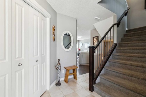 768 New Brighton Drive Se, Calgary, AB - Indoor Photo Showing Other Room