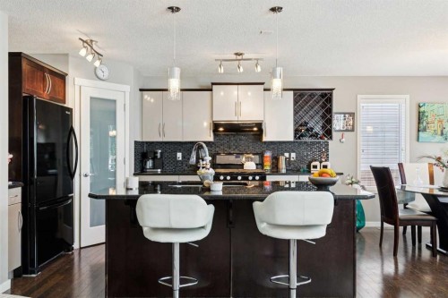 768 New Brighton Drive Se, Calgary, AB - Indoor