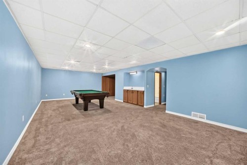 32 Macewan Park Link Nw, Calgary, AB - Indoor Photo Showing Other Room