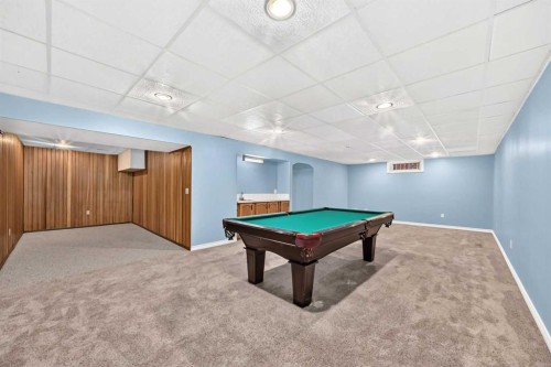 32 Macewan Park Link Nw, Calgary, AB - Indoor Photo Showing Other Room
