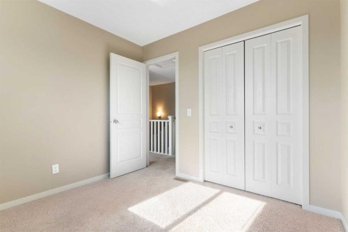 638 River Heights Crescent, Cochrane, AB - Indoor