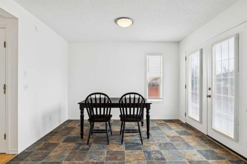25 Coville Gardens Ne, Calgary, AB - Indoor Photo Showing Other Room