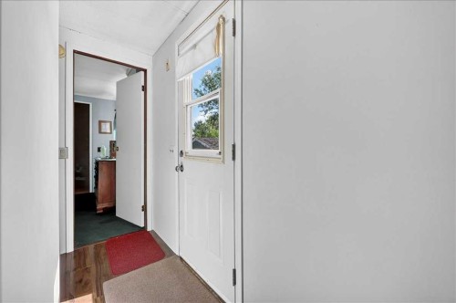 88 Big Hill Way Se, Airdrie, AB - Indoor Photo Showing Other Room