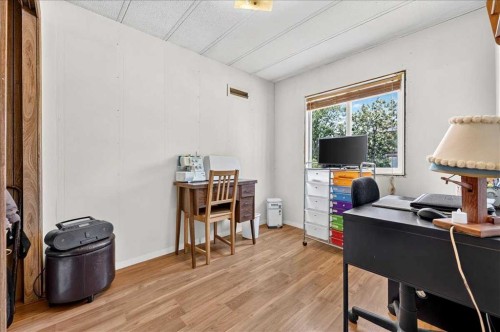88 Big Hill Way Se, Airdrie, AB - Indoor Photo Showing Office