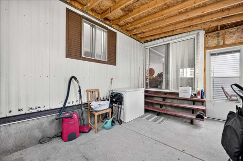 88 Big Hill Way Se, Airdrie, AB - Indoor