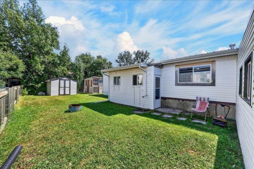 88 Big Hill Way Se, Airdrie, AB - Outdoor