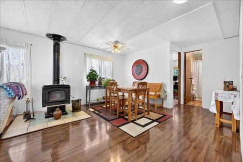 88 Big Hill Way Se, Airdrie, AB - Indoor Photo Showing Other Room