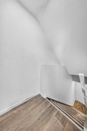389 Cornerbrook Road Ne, Calgary, AB - Indoor Photo Showing Other Room