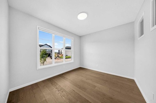 389 Cornerbrook Road Ne, Calgary, AB - Indoor Photo Showing Other Room