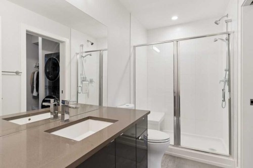 203-1526 9 Avenue Se, Calgary, AB - Indoor Photo Showing Bathroom