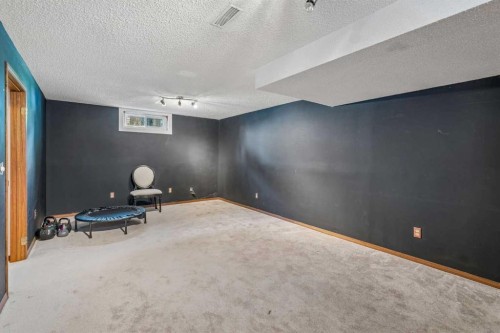123 Riverbrook Road Se, Calgary, AB - Indoor