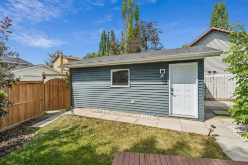 123 Riverbrook Road Se, Calgary, AB - Outdoor