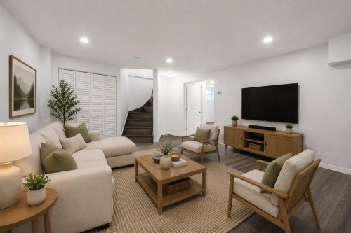 175 Panamount Way Nw, Calgary, AB - Indoor Photo Showing Living Room